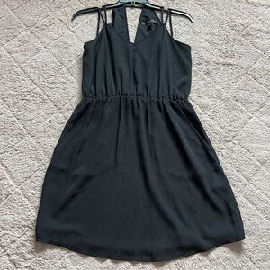 Elegant Black Sleeveless Dress